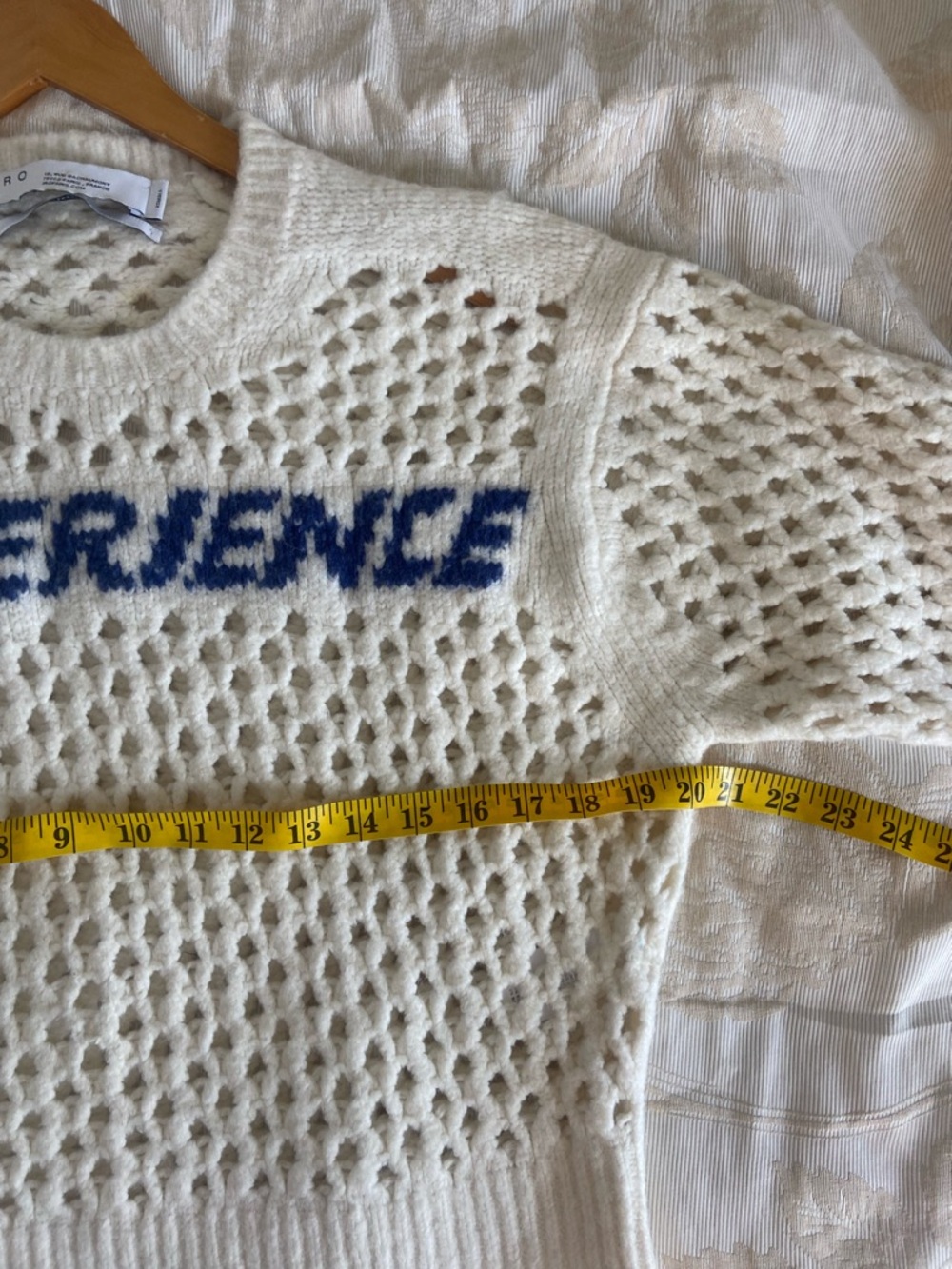 IRO Cream Open-Knit Crewneck Sweater with Blue 'EXPERIENCE' Graphic XS - Picture 5 of 10